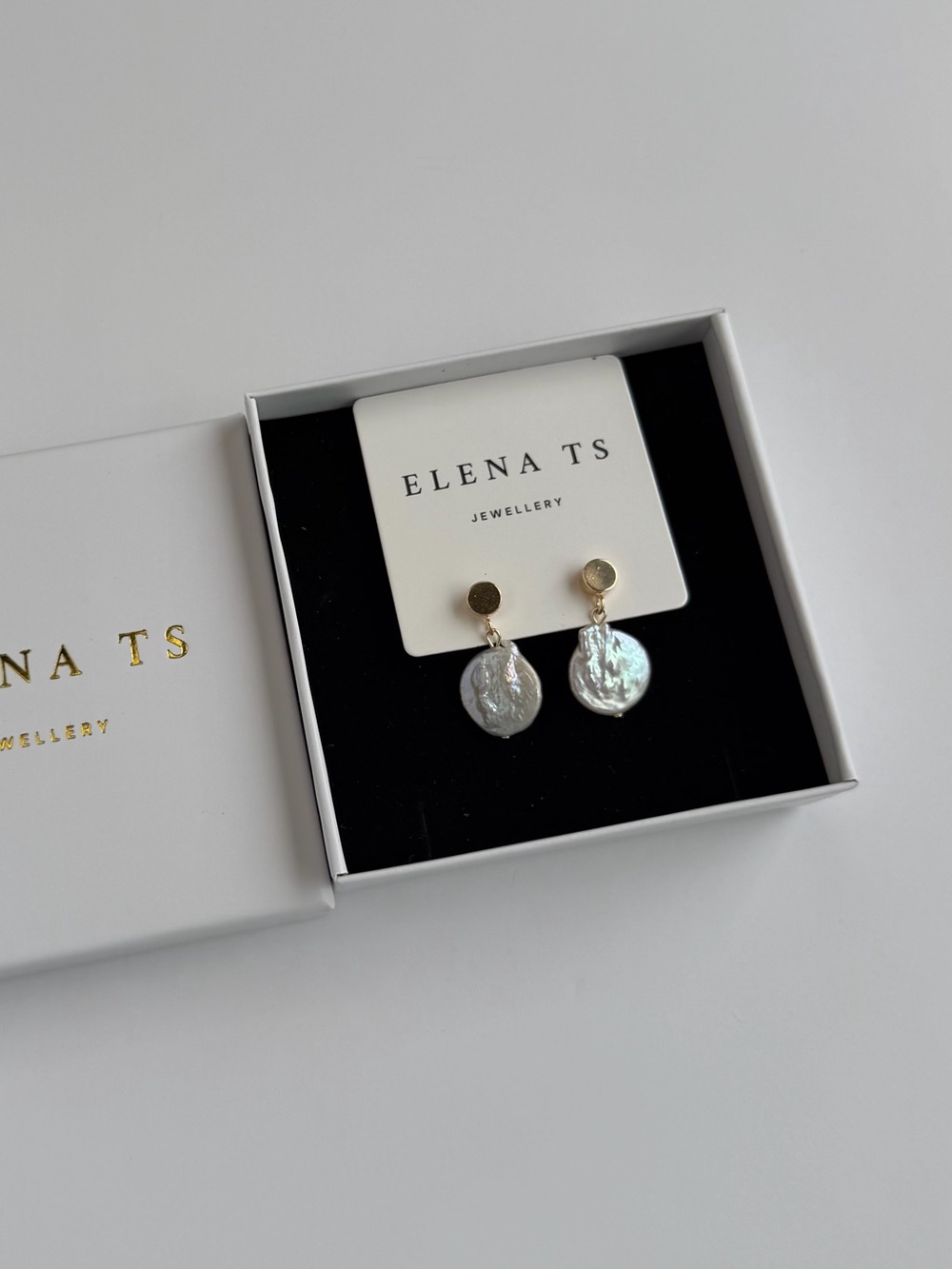 659 Stud Pearl Drop Earrings